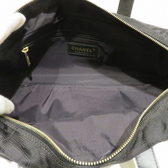 Chanel CHANEL New Travel Line A15828 Bag Handbag Ladies - Picture 6 of 9